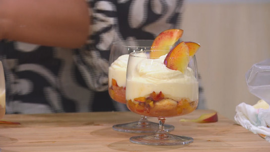 Tiramisu alle pesche e passion fruit