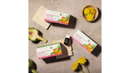 Armores Natura
10 Giorni Detox
Integratore
alimentare (3pz)