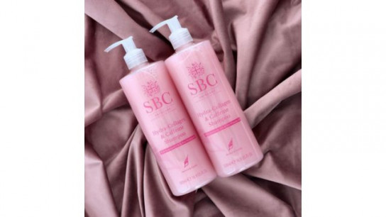 SBC
Hydra-Collagen &
Caffeine Shampoo
(2x500 ml)
